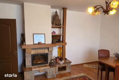 Casă cu 6 camere cu Teren 1000 Mp în Central - 1
