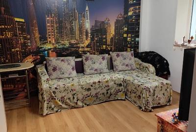 Proprietar vând apartament decomandat 3 camere - 4