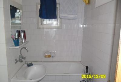 Apartament cu 4 camere semidecomandat în Intim - 5