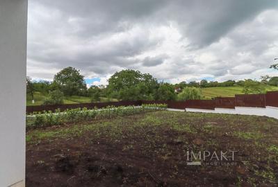 Case cuplate 5 camere si teren de 700 m2 in Feleacu - 36