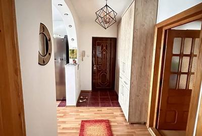 Apartament cu 3 camere decomandat în 1 Decembrie - 5
