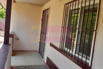 Movilita - vanzare casa 5 cam plus livada pe rod si teren 1800 mp - 47