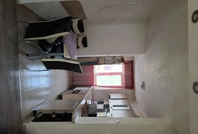 Apartament cu 3 camere decomandat în Central - 2