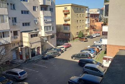 Apartament cu 2 camere decomandat în Central - 8