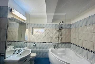 Ap cu 4 camere, 86 mp utili, 2 balcoane, garaj spatios - Zona Tilisca - 4