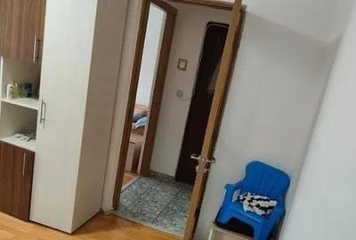 Apartament 2 camere semimobilat zona Florilor - 3
