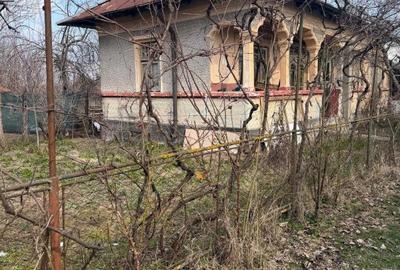 Casă cu 4 camere în Tăriceni - 2