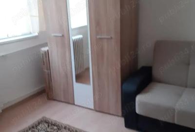 Garsonieră decomandată în Buziașului