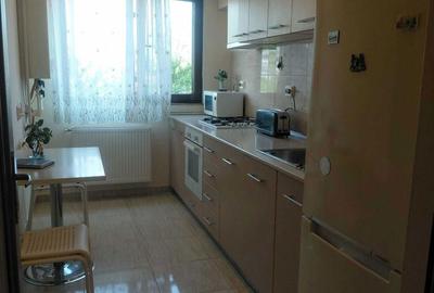 Apartament cu 2 camere decomandat în Păcii - 1