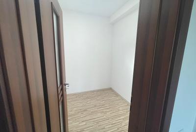 Spatiu comercial de inchiriat. 102 mp. Drumul sarii - 6