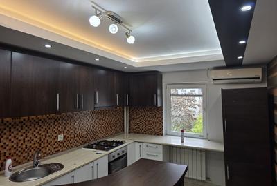 Aviatiei 3 camere | Renovat recent - semimobilat | 5 minute metrou - 2