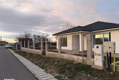 Casă cu 4 camere cu Teren 544 Mp în Oșorhei - 1