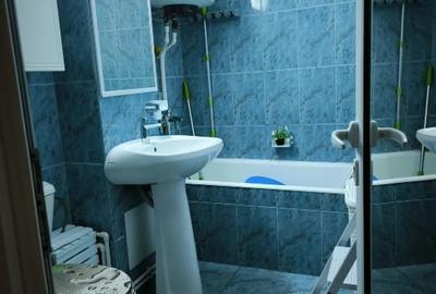 Vand apartament 2 camere, et 3,spate Scoala Generala nr.15, CRIHALA - 9
