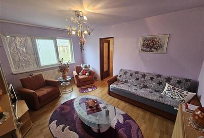 Apartament cu 2 camere nedecomandat, mobilat în Micro II - 24