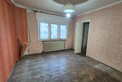 Apartament cu 3 camere semidecomandat în Unirii - 3