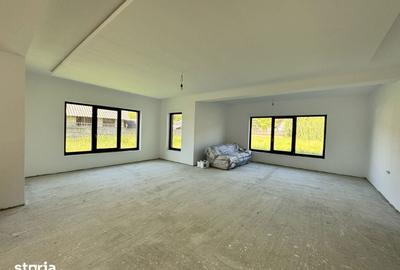 Casă cu 6 camere cu Teren 2147 Mp în Cetățeni - 6