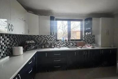 Casa utilata si mobilata, Radauti - 17