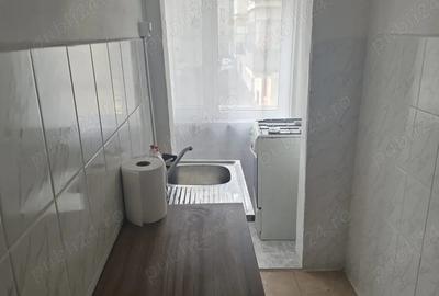 Garsonieră decomandată în Central - 1