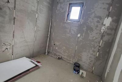 Casă cu 3 camere cu Teren 320 Mp în Central - 2