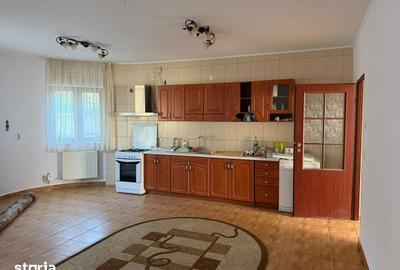 Casă cu 7 camere cu Teren 1000 Mp în Miroslava - 6
