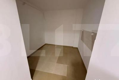 Spațiu comercial, de 170 mp, în Central - 3