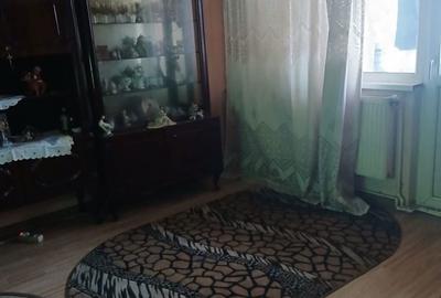 Apartament cu 2 camere decomandat în Micro 19 - 4