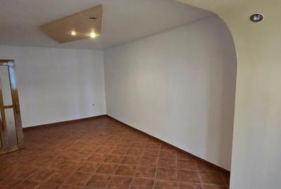 2 camere de vanzare , etaj superior, central  Focsani - 9