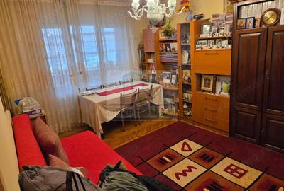 Apartament cu 3 camere decomandat în Olteniței - 3