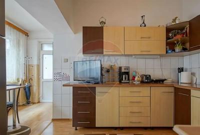 Casă cu 5 camere cu Garaj în Turcheș - 6