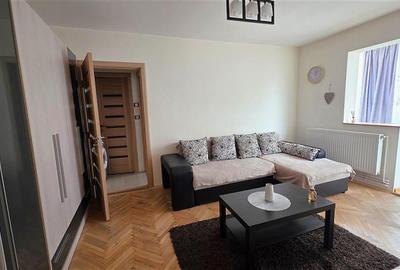 Apartament cu 2 camere semidecomandat, mobilat în Vlahuță - 1