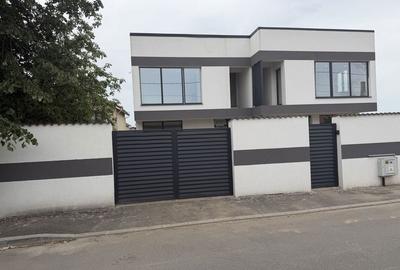 Casă cu 3 camere în Central - 3
