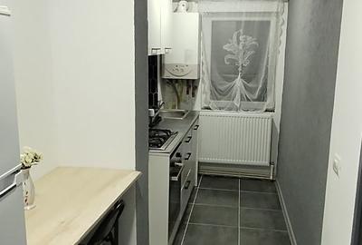 Garsonieră decomandată în Central - 1