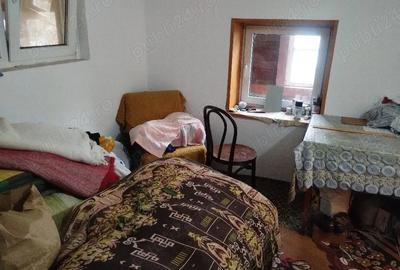 Casă cu 3 camere în Bălțata - 4