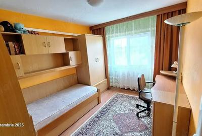 Apartament cu 3 camere decomandat în Țiglina 3 - 3