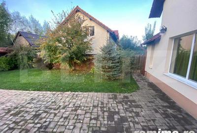 Casă cu 4 camere cu Teren 1750 Mp în Corunca - 1