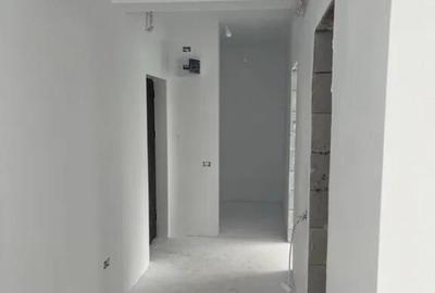 Apartament cu 2 camere decomandat în Central - 3