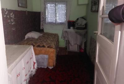 Casă cu 4 camere în Băceni