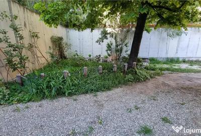 Apartament cu 4 camere semidecomandat, mobilat în 15 Noiembrie - 6