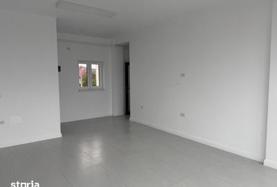 Spațiu comercial, de 33 mp, în Central - 1