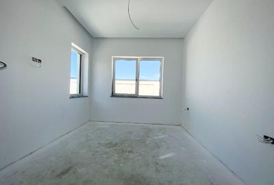 Casa la sol cu Panouri Solare Finisaje premium Predare la alb Constructie 2025 - 13
