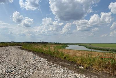 Teren Construcții intravilan de 400 mp, în Frumușani