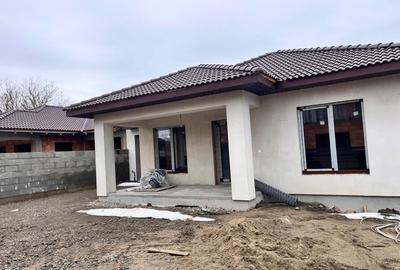 Casă cu 4 camere în Petru Rareș - 7