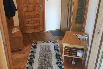 Apartament cu 3 camere semidecomandat în Central - 2