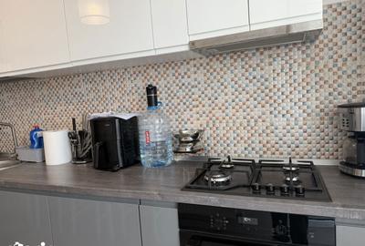 Apartament cu 3 camere decomandat în Central - 9