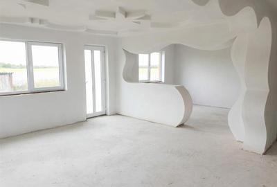 Casă cu 5 camere cu Teren 900 Mp în Tileagd - 6