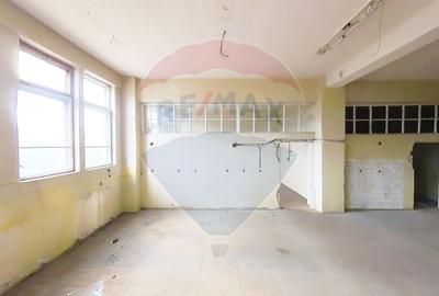 Spatiu industrial de 2060mp cu teren de 3358mp de vanzare Str Turnului - 26