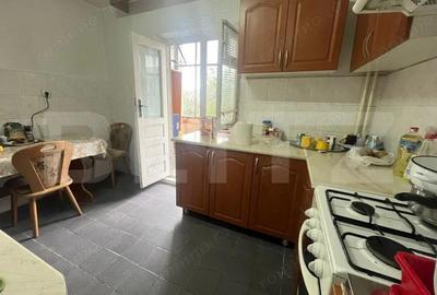 Apartament 3 camere, 67 mp, zona Lidl Cazaban ideal pentru renovare dupa bunul - 6