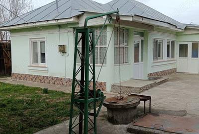 Casă cu 3 camere cu Teren 3075 Mp în Balș - 3