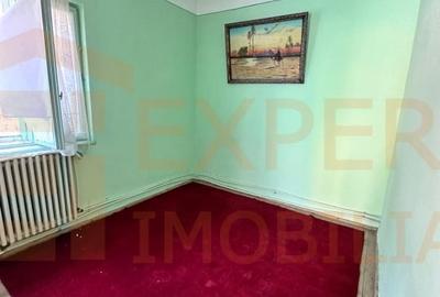 Casă individuală cu 6 camere cu Teren 165 Mp în Tomis I - 12