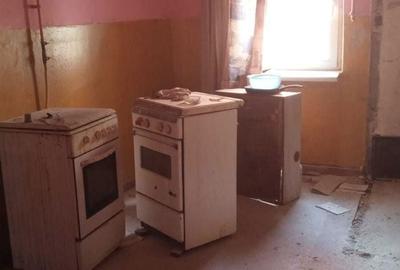 Apartament cu 3 camere decomandat în Roșia - 8